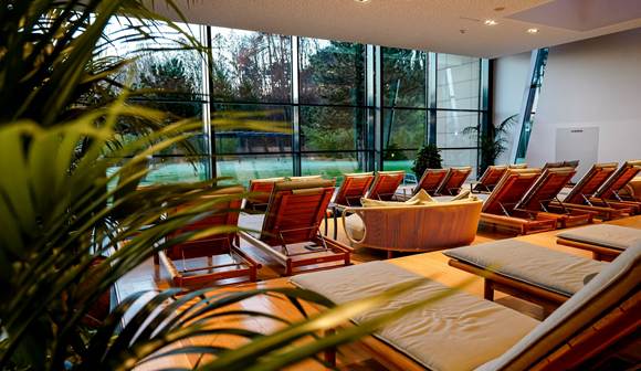 Linsberg Asia Premium Day Spa Ruheraum Yasumi Lounge Garten der Ruhe Vorschaubild